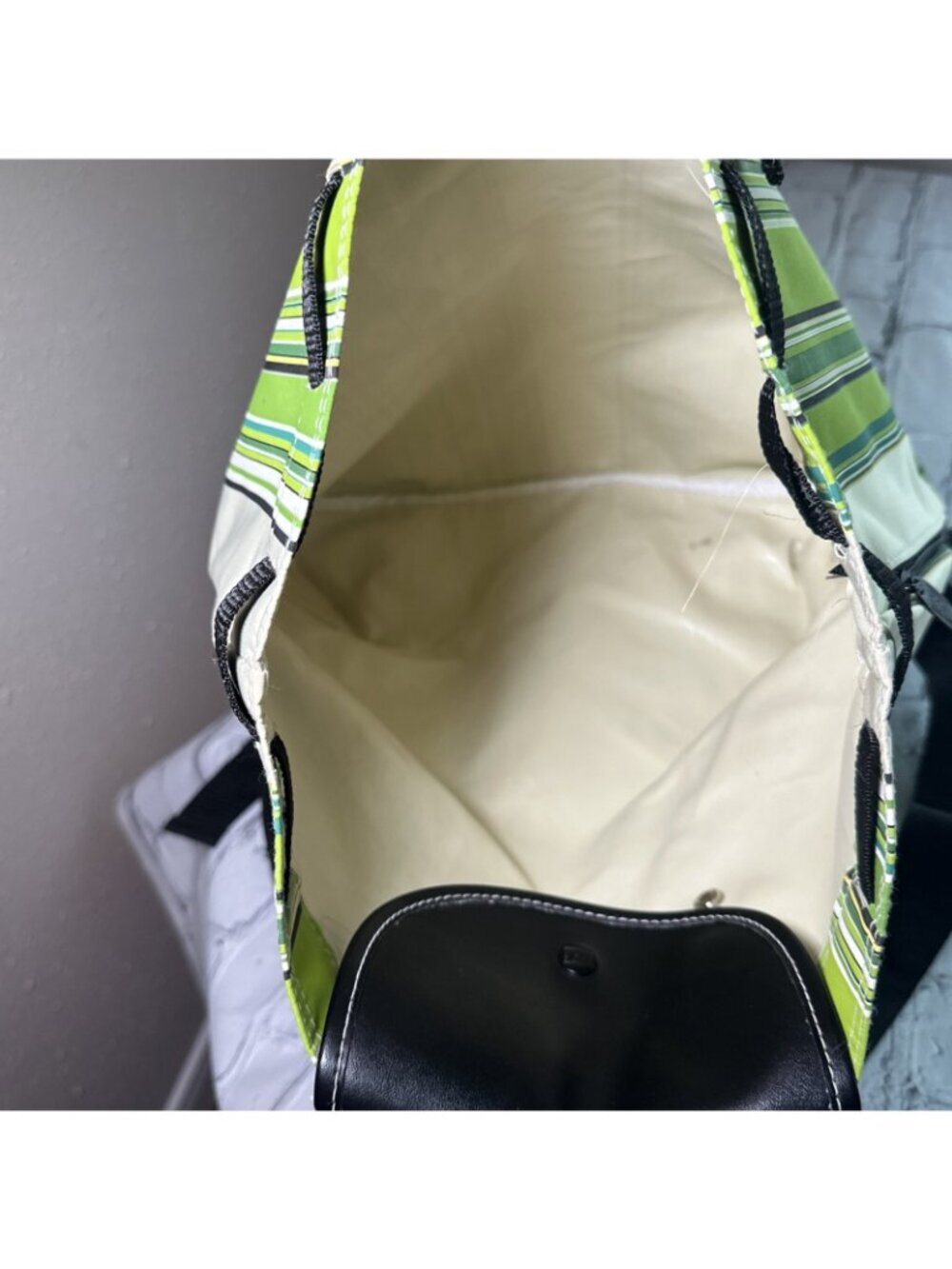 Twos Company Stripe Packable Beach Backpack Tote Vegan Green Black - Picture 4 of 13
